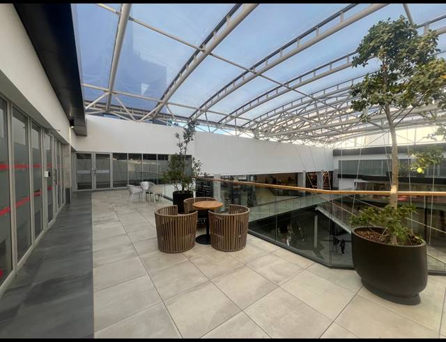 164M² OFFICE TO LET IN ROSEBANK